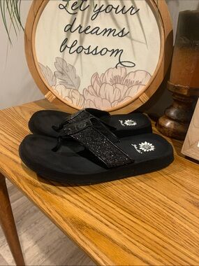 Yellow Box Black Glitter Flip Flops